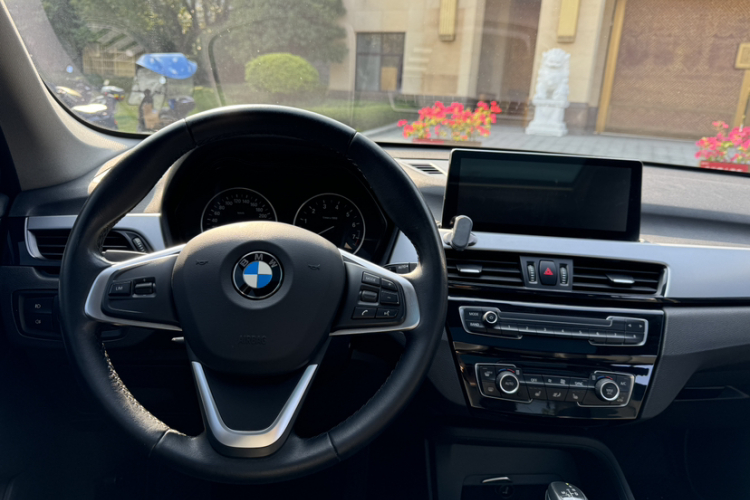 宝马X1 2016款 sDrive18Li 尊享型局部细节13