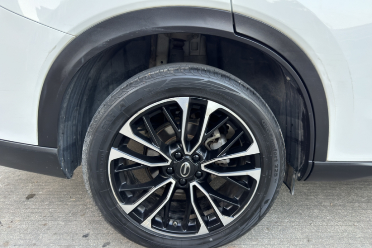 广汽传祺 传祺GS4 PLUS 2021款 270T 自动星辰版局部细节9001