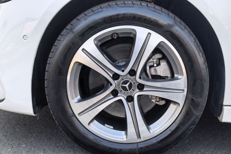 奔驰C级 2022款 改款 C 200 L 运动版车身外观6008