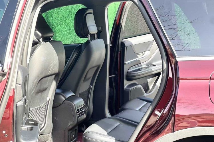 林肯 冒险家 2022款 2.0T 两驱尊雅版中控内饰7005