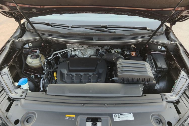 大众 威然 2022款 380TSI 尊驰版局部细节24