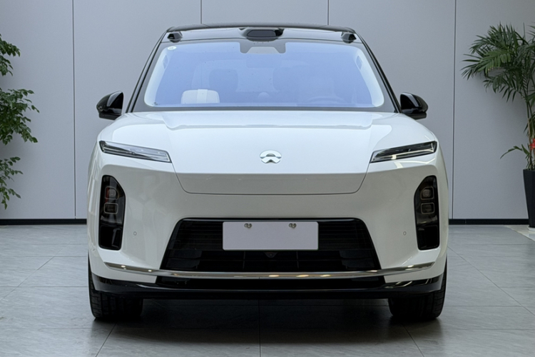 蔚来ES8 2026款 六座行政签名版车身外观6005