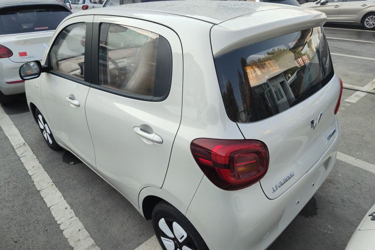 五菱汽车 宏光MINIEV 2025款 四门版 进阶款车身外观6005