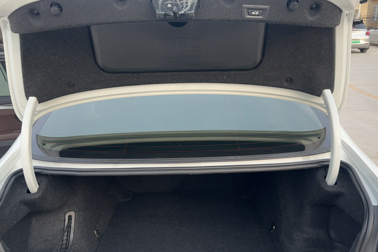 宝马5系 2014款 525Li 豪华设计套装局部细节23