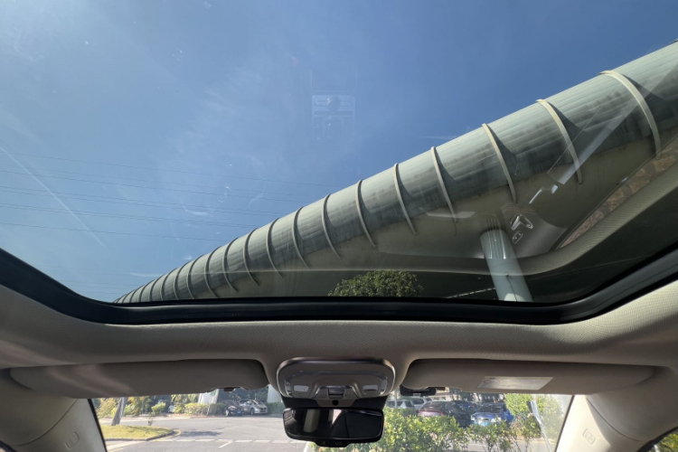 比亚迪 唐新能源 2019款 DM 2.0T 全时四驱智联创领型 7座 国VI局部细节9005