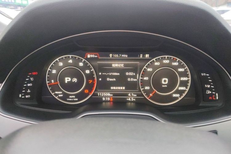 奥迪Q7 2018款 40 TFSI 舒适型中控内饰15