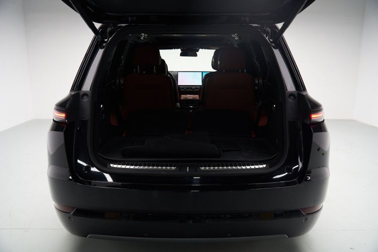 理想汽车 理想L9 2023款 Pro中控内饰7010