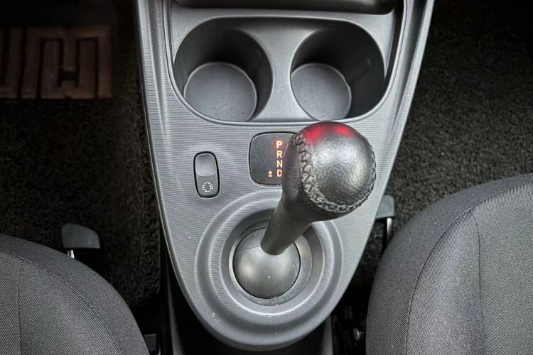 smart forfour 2016款 1.0L 52千瓦灵动版局部细节18