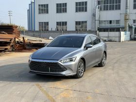 比亚迪 秦PLUS 2021款 DM-i 55KM 旗舰型