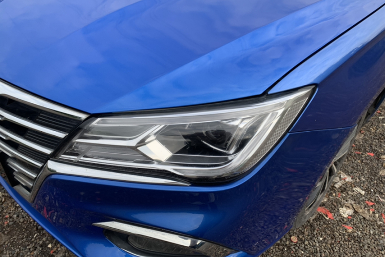 荣威i5 2020款 1.5L 手动4G互联领豪旗舰版车身外观6002