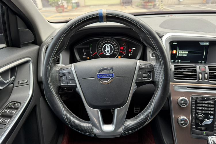 沃尔沃XC60 2017款 T5 智进版局部细节13