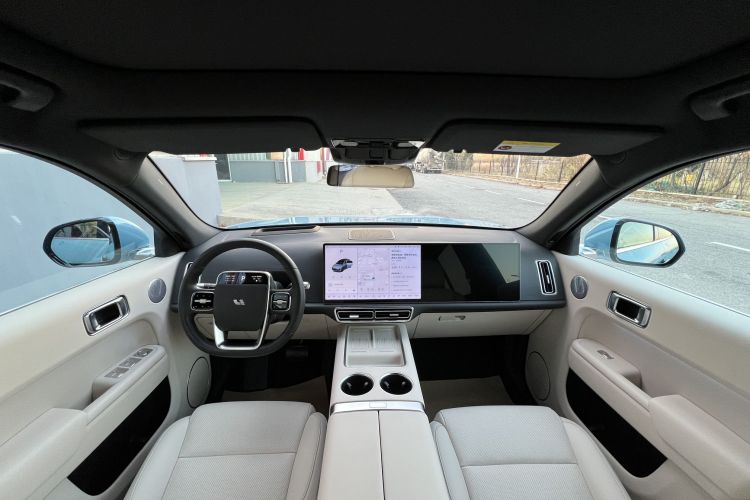 理想汽车 理想L7 2024款 Ultra中控内饰7002