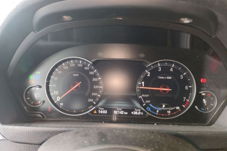 宝马3系 2019款 320Li M运动曜夜版中控内饰15