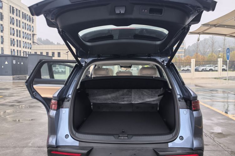 比亚迪 宋Pro新能源 2025款 第二代 DM-i 75KM超越型中控内饰7008