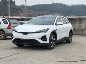 ARCFOX极狐 极狐 阿尔法T5(ARCFOX αT5) 2025款 520 PRO