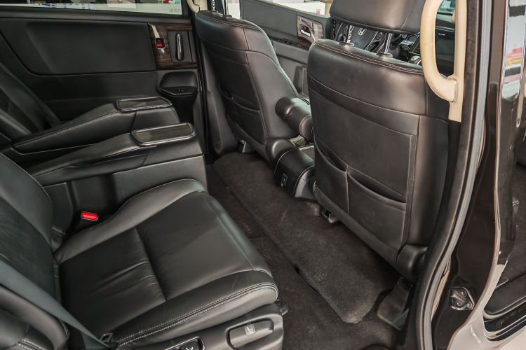 本田 艾力绅 2016款 2.4L 豪华版中控内饰7008