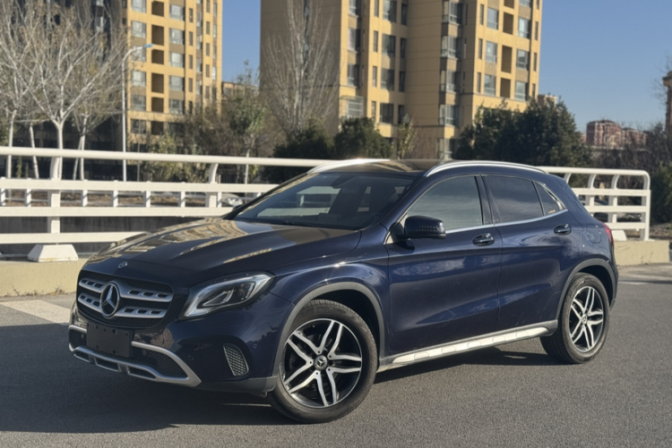 奔驰GLA 2017款 GLA 200 时尚型车身外观6003