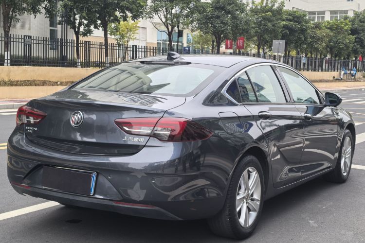 别克 君威 2019款 20T 精英型 国VI车身外观6002