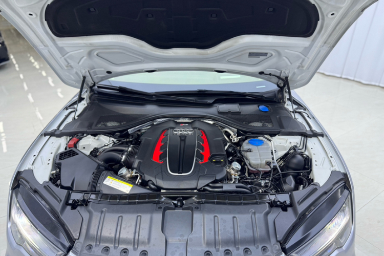 奥迪RS 7 2016款 RS 7 4.0T Sportback中控内饰7007