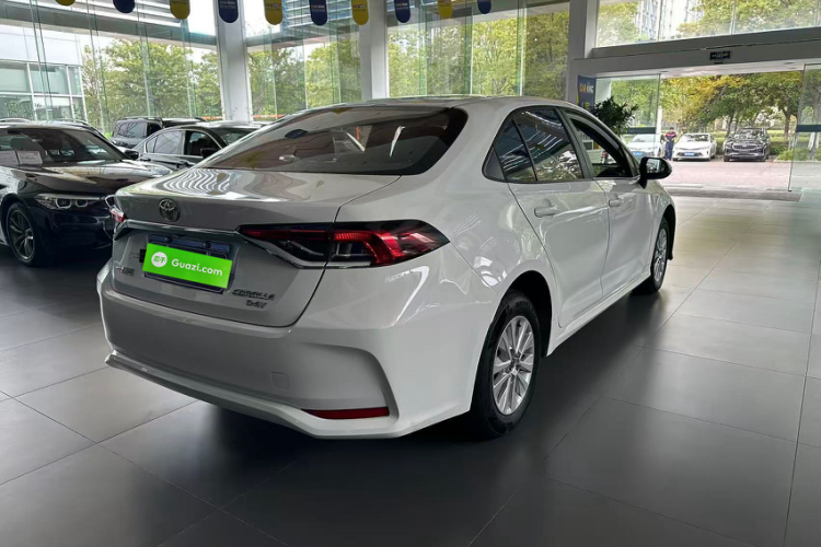 丰田 卡罗拉 2023款 1.2T 先锋版车身外观6007