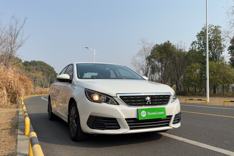 标致308 2016款 1.6L 手动时尚版车身外观6002