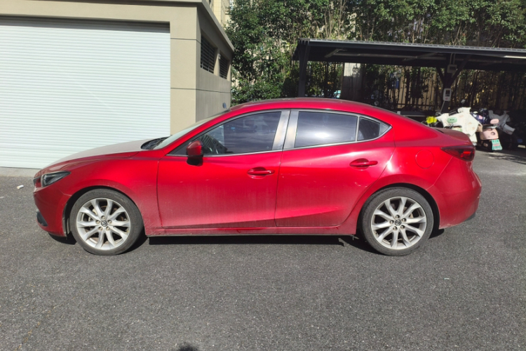 马自达3 昂克赛拉 2016款 三厢 2.0L 自动旗舰型车身外观6007