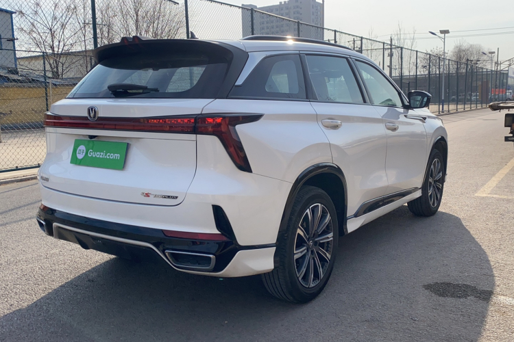 长安CS75 PLUS 2024款 第三代 冠军版 2.0T 智驾劲擎型车身外观6003