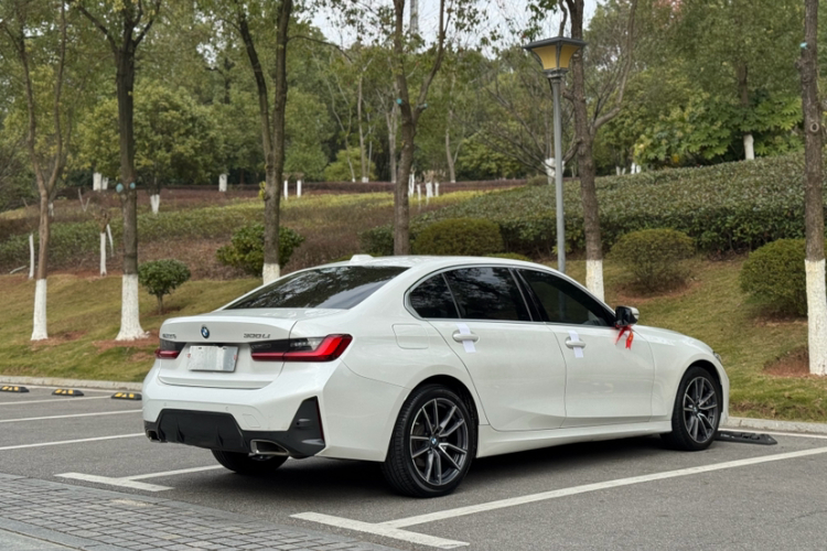 宝马3系 2023款 320Li M运动套装车身外观6005