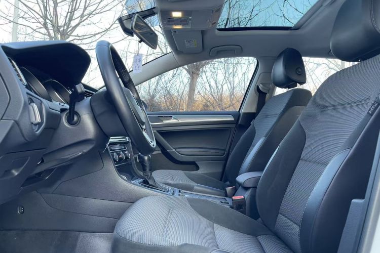 大众 高尔夫 2020款 280TSI DSG舒适型中控内饰7005