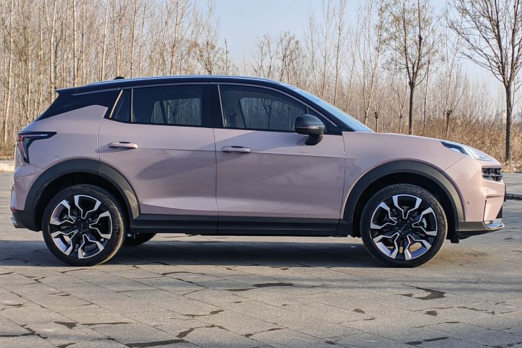 领克06 2021款 1.5T Shero粉色特别版车身外观6003