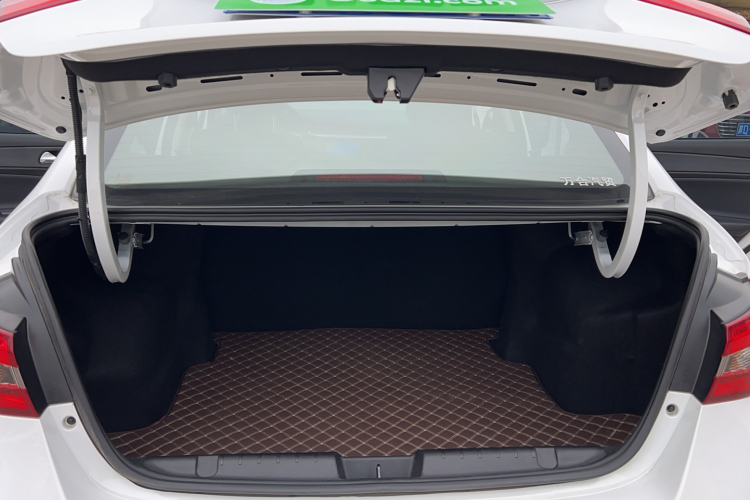 奇瑞 艾瑞泽5 2021款 PRO 1.5L CVT青春版局部细节23