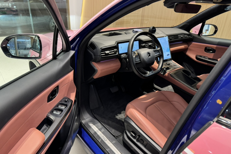 蔚来EC6 2020款 440KM 性能版中控内饰7014