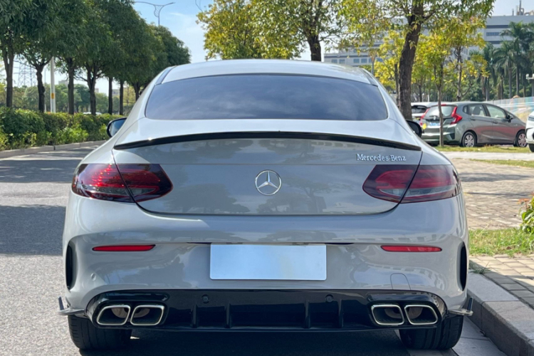 奔驰C级(进口) 2018款 C 200 轿跑车车身外观6001