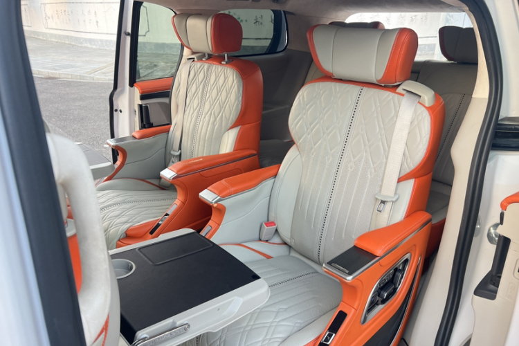 别克GL8 2021款 ES陆尊 653T 舒适型中控内饰7005