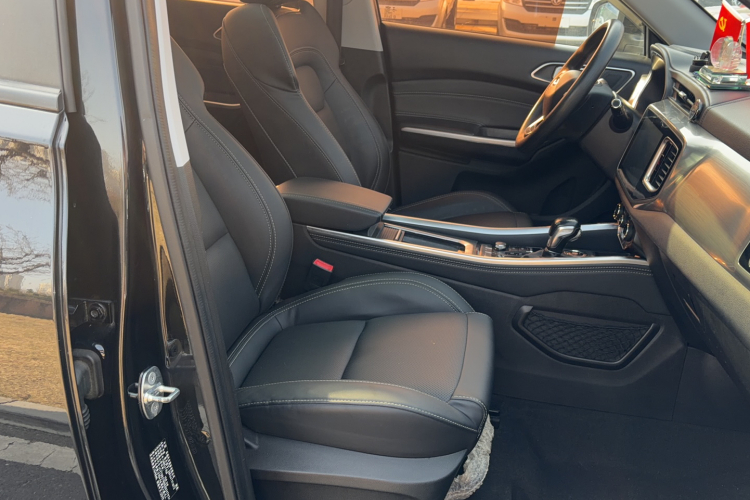 奇瑞 瑞虎8 2018款 1.5TCI 自动豪华型 5座局部细节41