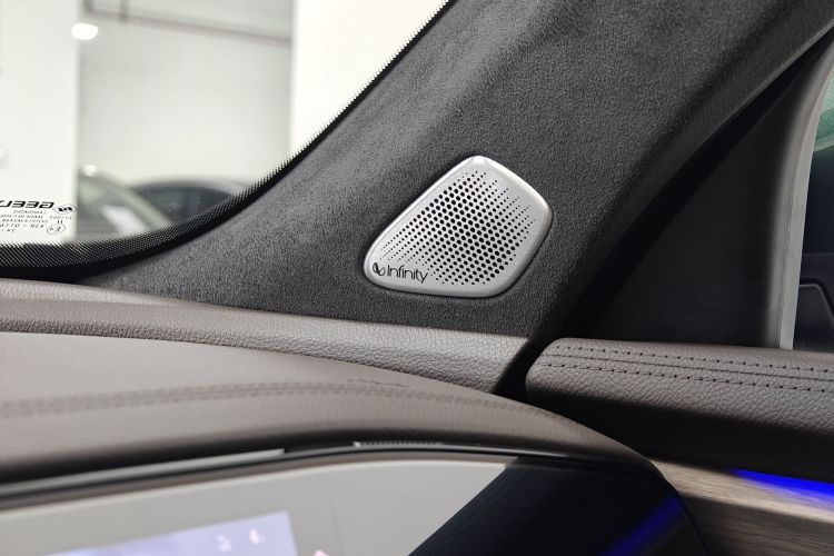 吉利汽车 星越L 2025款 东方曜 2.0TD 自动四驱望月版中控内饰7014