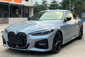 宝马4系 2022款 425i 时尚型 M运动曜夜套装