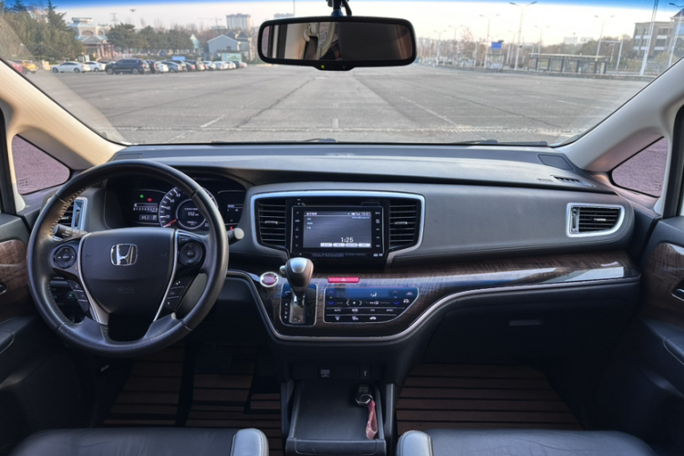 本田 奥德赛 2015款 2.4L 至尊版中控内饰7005