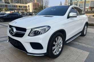 奔驰GLE轿跑 2018款 GLE 320 4MATIC 轿跑SUV