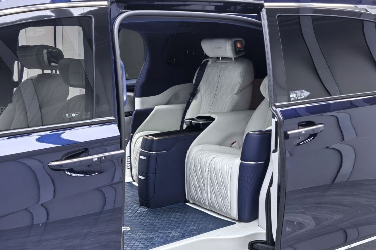 别克GL8 2020款 Avenir艾维亚 四座尊礼版中控内饰7004