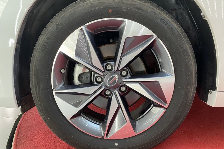 广汽传祺 传祺M6 2023款 PRO 270T DCT尊享版车身外观6008