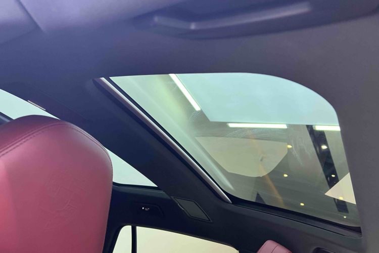 保时捷 2023款 Panamera 4 行政加长铂金版 2.9T中控内饰7006