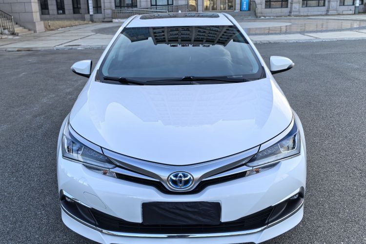 丰田 卡罗拉 2017款 改款双擎 1.8L E-CVT领先版车身外观6002