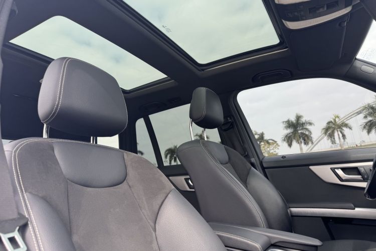 奔驰GLK级 2015款 GLK 260 4MATIC 时尚型 极致版中控内饰7006