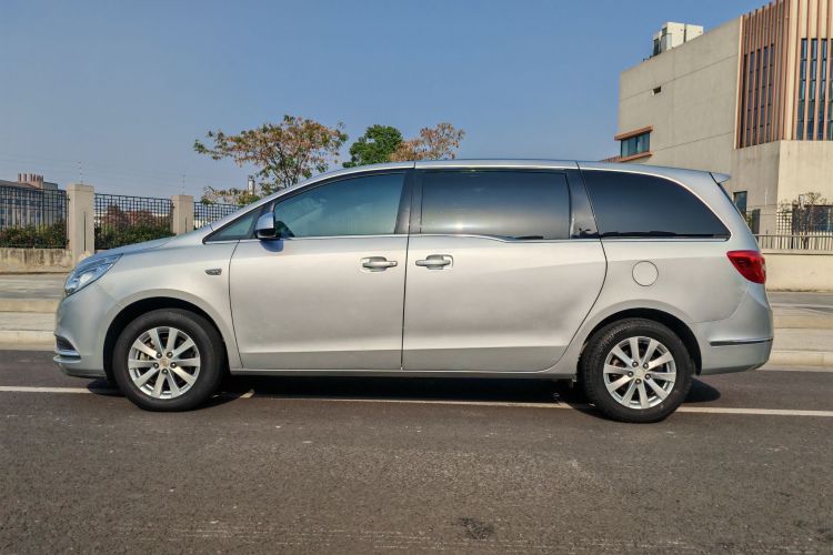 别克GL8 2018款 28T 舒适型 国VI车身外观6003