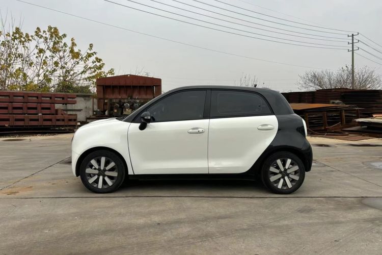 欧拉黑猫 2021款 351km 标准型车身外观6006