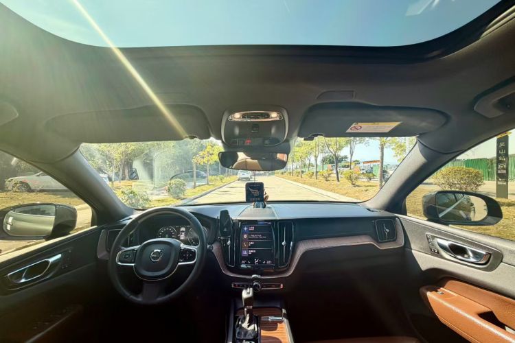 沃尔沃XC60 2021款 T5 四驱智远豪华版中控内饰7003