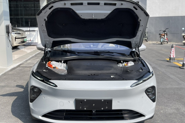 蔚来ET7 2022款 100kWh 首发版局部细节24