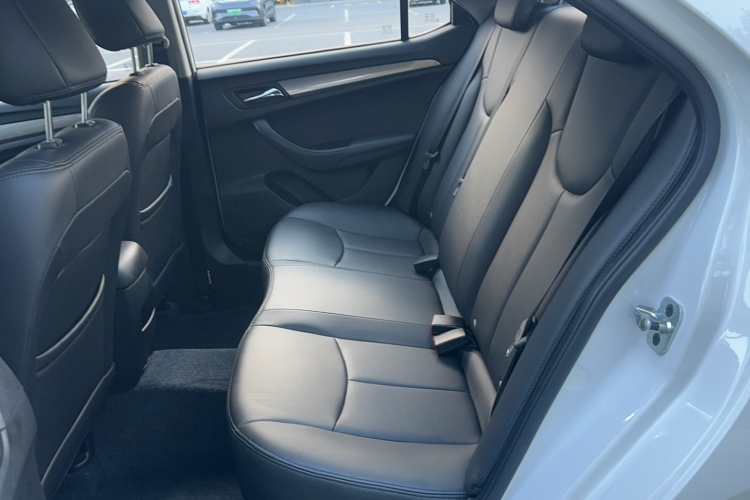 荣威360 2018款 PLUS 1.5L 自动尊享版中控内饰7004