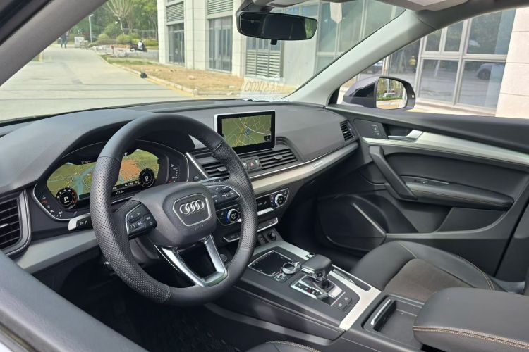 奥迪Q5L 2018款 40 TFSI 荣享时尚型 国V局部细节13